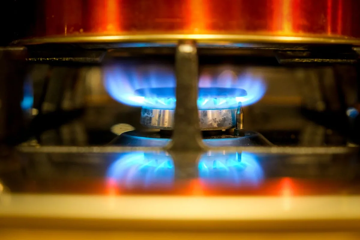 Gas stovetop flames — the source of a stovetop fire and its greasy smoke